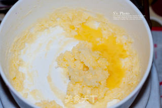 来点料更美味--杏仁酱面包卷的做法步骤:6