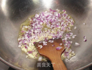 蘑菇芝士意大利面的做法步骤:3