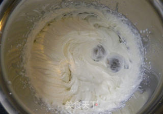 鲜果奶油蛋糕卷的做法步骤:9