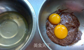 树根蛋糕的做法步骤:4