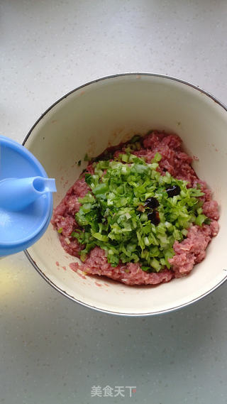 芹菜牛肉包的做法步骤:9