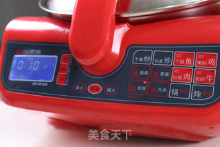 腊味煲仔饭—捷赛私房菜的做法步骤:2