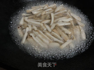 核仁菌菇鸡柳的做法步骤:10