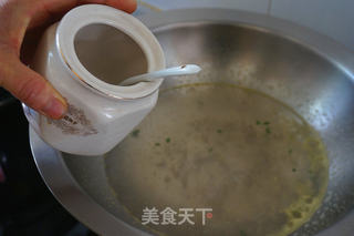 翡翠荠菜鱼片羹的做法步骤:7