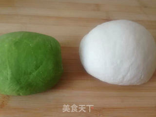 菠菜贝壳包的做法步骤:3