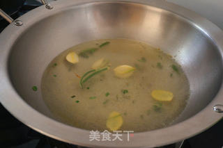 翡翠荠菜鱼片羹的做法步骤:6
