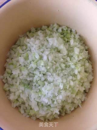 菠菜贝壳包的做法步骤:4