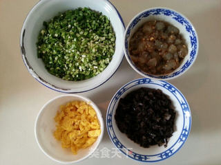 三鲜蒸饺的做法步骤:3