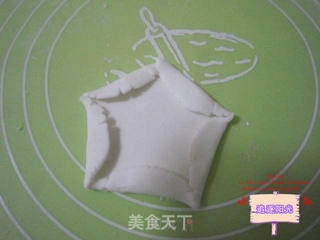 蔓越莓梅花蒸饺的做法步骤:5