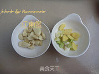 蒜烧鸡翅的做法步骤:2