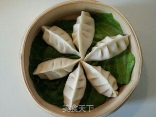 三鲜蒸饺的做法步骤:12