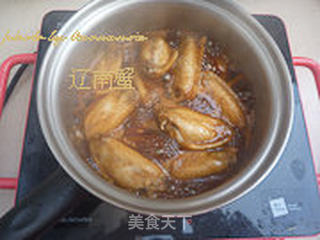 蒜烧鸡翅的做法步骤:7