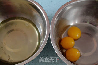 卷卷手残党的救星:【豆腐木薯戚风】的做法步骤:2