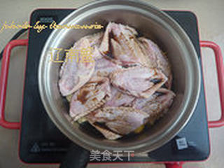 蒜烧鸡翅的做法步骤:5