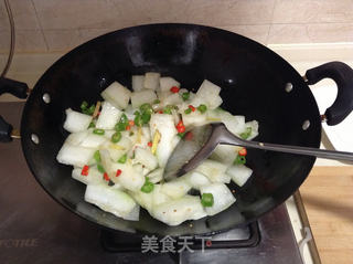 无辣不欢----------青红椒焖冬瓜的做法步骤:4