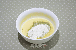 烤箱做蛋糕(抹茶戚风蛋糕的做法)的做法步骤:5