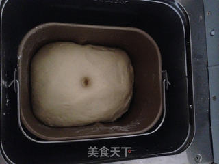简单好吃——火腿面包卷的做法步骤:2