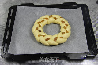 圣诞花环面包的做法步骤:18