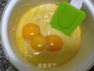 草莓原味生日蛋糕的做法步骤:7