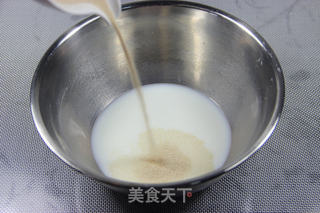 圣诞花环面包的做法步骤:2