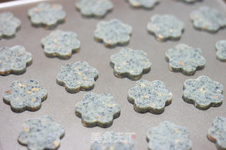 小小改变带来的惊喜美味——花生芝麻酥饼的做法步骤:9