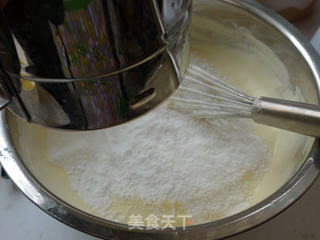 新年翻糖蛋糕---用心来做的新年礼物的做法步骤:5