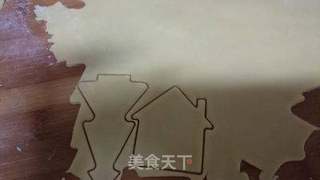 亲子游戏——制作圣诞糖霜饼干的做法步骤:3