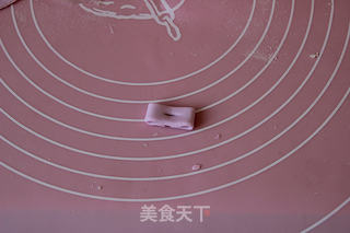 美到让人窒息【蕾丝翻糖蛋糕】的做法步骤:24