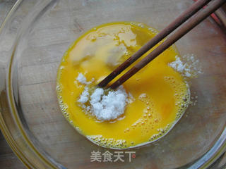蒸海绵蛋糕——全蛋打发方式的做法步骤:2
