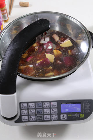 红酒咖喱烩羊肉—捷赛私房菜的做法步骤：3