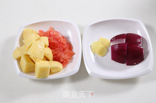 红酒咖喱烩羊肉—捷赛私房菜的做法步骤：1