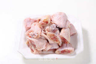 黄焖鸡米饭—捷赛私房菜的做法步骤：1