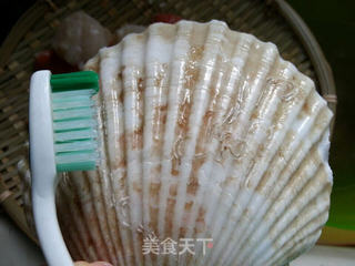 蒜蓉扇贝蒸粉丝的做法步骤:2