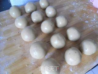 广式五仁月饼的做法步骤:13