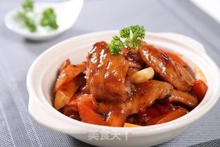 黄记煌三汁焖锅之鸡翅焖锅—捷赛私房菜的做法步骤:6