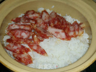腊肠煲仔饭(山寨版)的做法步骤:3