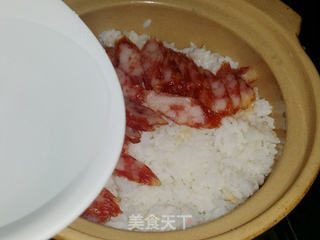 腊肠煲仔饭(山寨版)的做法步骤:4