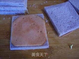 香芋火腿肉松三明治的做法步骤:5