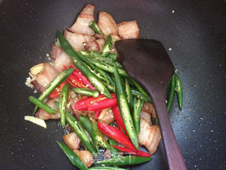 最下饭的辣味菜-----线椒五花肉的做法步骤:6