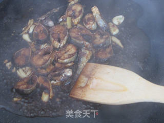 糖醋秋刀鱼的做法步骤:7
