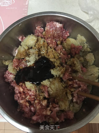 酸菜猪肉馅饺子的做法步骤:6