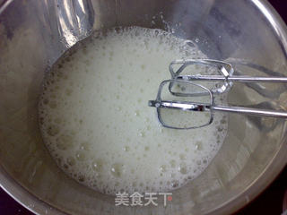 椰香酸奶戚风的做法步骤:7