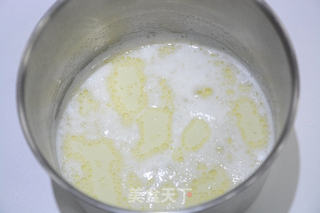 可可蛋糕卷的做法(烤箱做可可蛋糕卷)的做法步骤:3