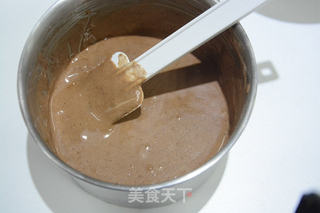 可可蛋糕卷的做法(烤箱做可可蛋糕卷)的做法步骤:11
