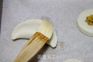 包裹着甜蜜和祝福的【薯泥酥饺(盒)】的做法步骤:9