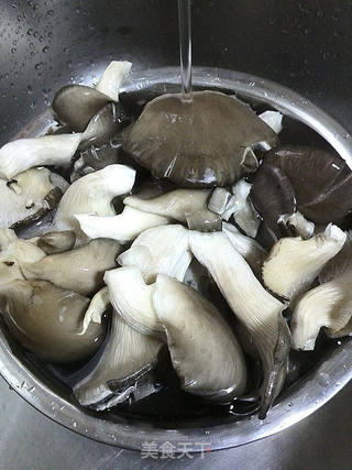 肉丝蘑菇的做法步骤:2