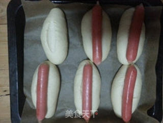 热狗面包的做法步骤:8