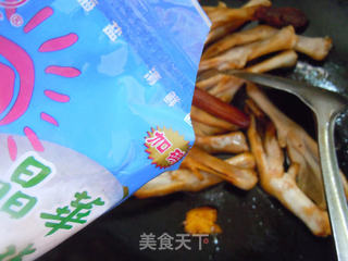 最普通的鸭爪可以很美味--焦糖卤鸭爪的做法步骤:7