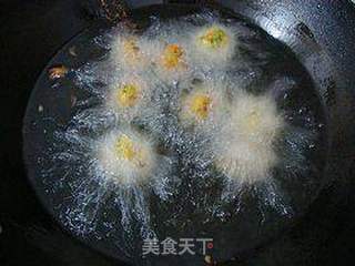 地菜胡萝卜豆渣丸子的做法步骤:8