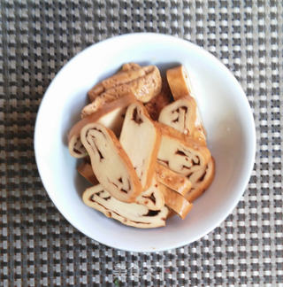 蚝油脆皮干的做法步骤:3